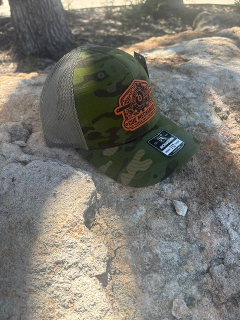 Cue Mechanics Tactical 8-Ball Richardson 112PT Printed Trucker Hat – Tropic Camo/Loden Ripstop Snapback Leather Patch Cap